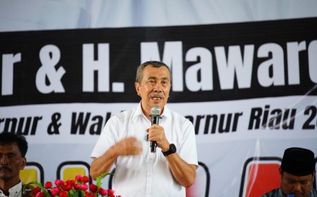Di Pinggir, Nama Syamsuar Semakin ke Tengah Hati Masyarakat