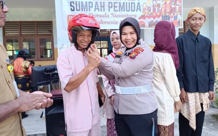 Tim Cooling  System Ditlantas Polda Riau  Sambangi  SMKN 8 Rumbai