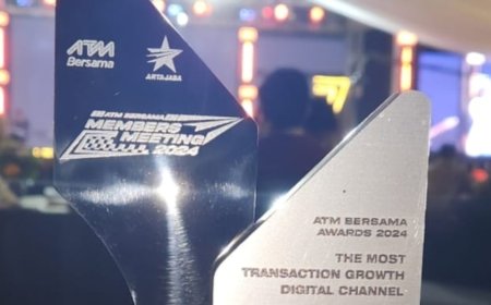 BRK Syariah Raih Penghargaan ATM Bersama Award 2024
