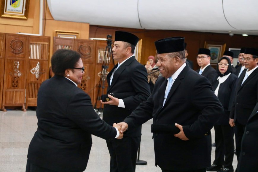 Lantik Pansel DPRP, Wamendagri Ribka Tekankan Komitmen terhadap Hak OAP dalam Politik dan Pemerintahan