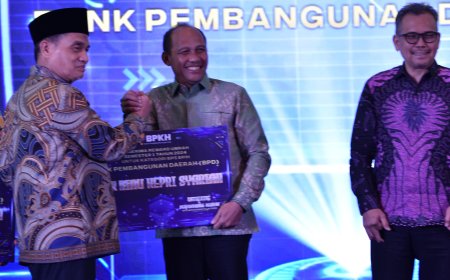 BRK Syariah Raih Award Umrah Semester I Tahun 2024 dari BPKH 