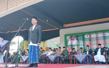H Erisman Yahya Pj Bupati Inhil Memimpin Apel Peringatan Hari Santri Nasional 2024