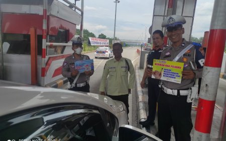 Tekan Fatalitas di Jl. Tol, Begini Cara Unik SAT PJR Ajak Pengendara Tertib Berlalu Lintas & Anti Hoax
