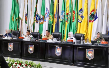 Mendagri Tekankan Kesiapan Pemda Sukseskan Pilkada Serentak dan Antisipasi Libur Panjang Akhir Tahun