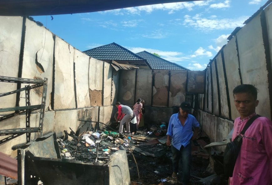 Dua Ruko Hangus Terbakar  di Jalan Bakti, Satu Orang Alami Luka Bakar