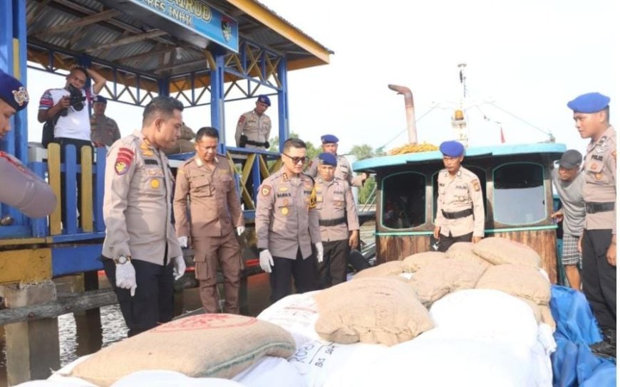 Jaga Kamtibmas Jelang Pilkada, Satpolair Polres Inhil Gagalkan Penyelundupan Kapal Sembako