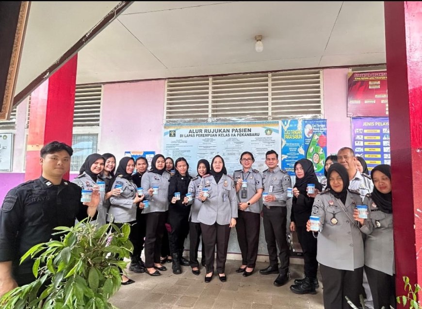 Cegah Narkoba, Lapas Perempuan Kelas IIA Pekanbaru Lakukan  Tes Urine Pegawai  dan  WBP