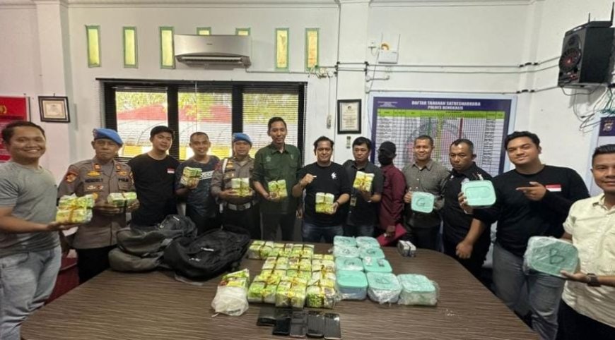 Tim Gabungan Gagalkan Pengiriman 20 Kg Sabu dan Belasan Ribu Pil Ekstasi ke Pekanbaru