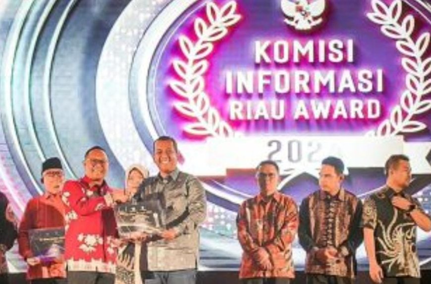 Kepulauan Meranti Raih Dua Penghargaan Keterbukaan Informasi