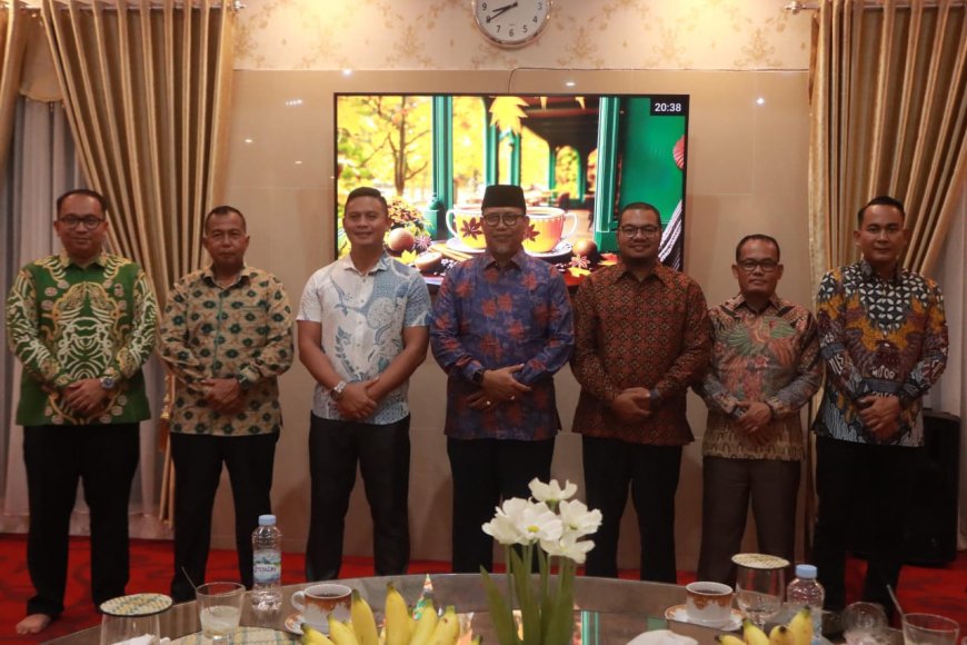 Pj Bupati Inhil Erisman Yahya Diwakili Asisten I Setda Tantawi Jauhari Sambut Komandan Lanal Dumai