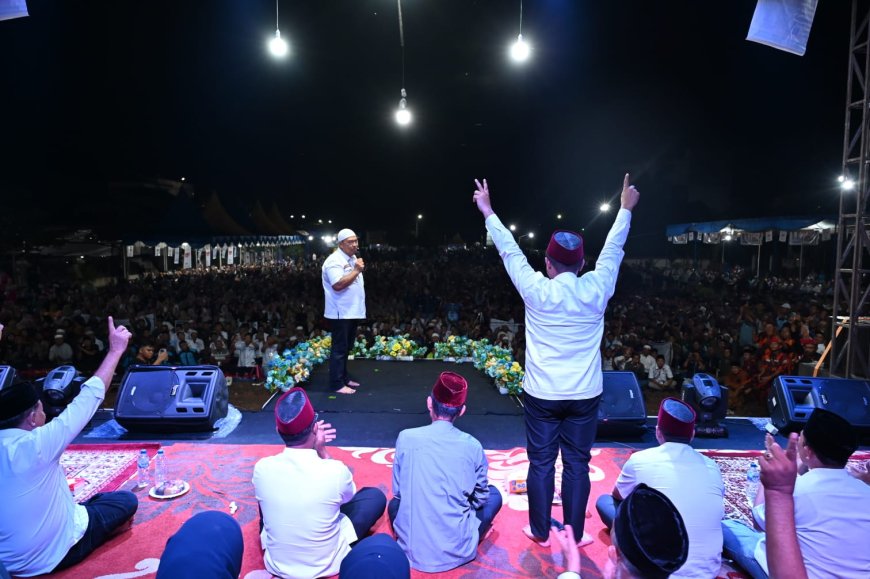 Sejak Menyatakan Maju Gubernur, Kampung Syamsuar Menjadi Tempat Awal dan Akhir Safari Politik Abdul Wahid Bersama UAS