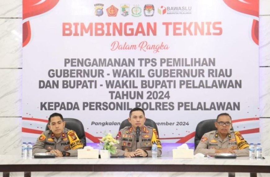 Polres Pelalawan Gelar Bimtek Kepada Personel Dalam Pengamanan TPS Pilkada Serentak