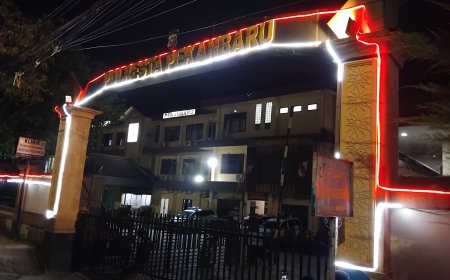 PJ Walikota Pekanbaru Bersama Tiga Bawahannya di OTT KPK