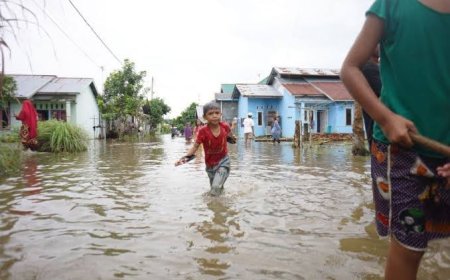 Pemprov Riau Segera Tetapkan Status Siaga Banjir dan Tanah Longsor