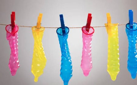 Sidak di Cafe Remang-Remang,  DPRD Pekanbaru dan Aparat Temukan Kondom