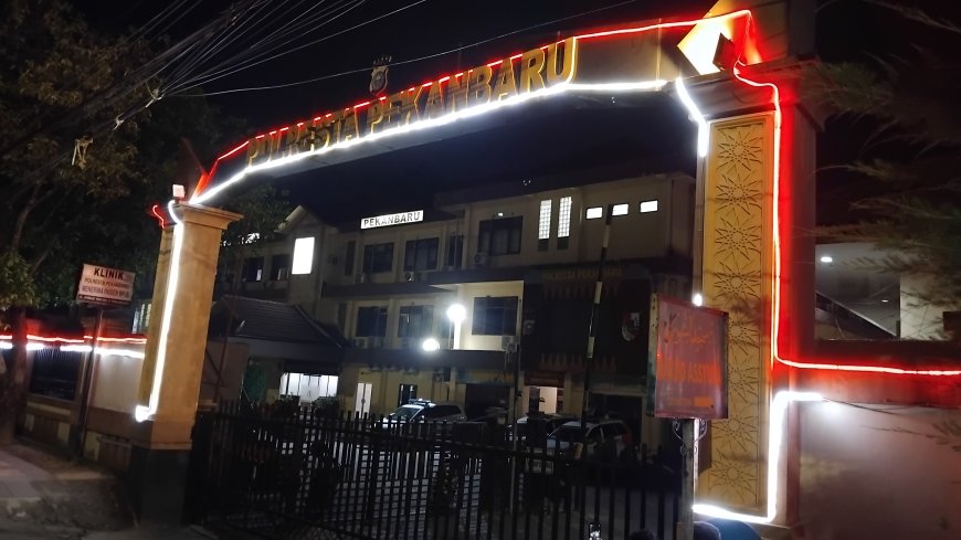 PJ Walikota Pekanbaru Bersama Tiga Bawahannya di OTT KPK