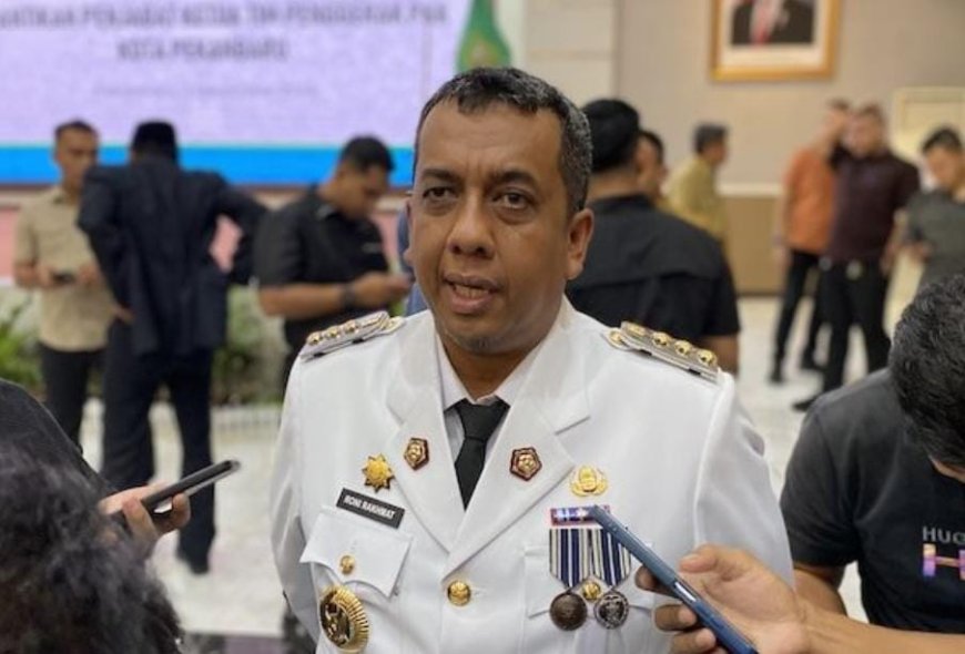 Usai Dilantik, Pj Wali Kota Pekanbaru Roni Rakhmat Kumpulkan Kepala OPD