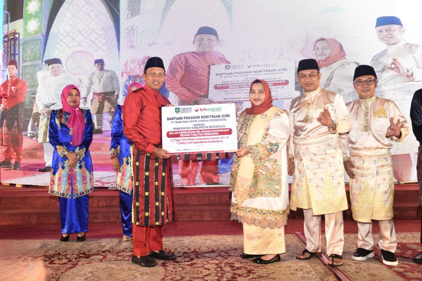Tingkatkan Layanan Kesehatan, BRK Syariah Beri Bantuan Ambulance Kepada Pemkab Bengkalis