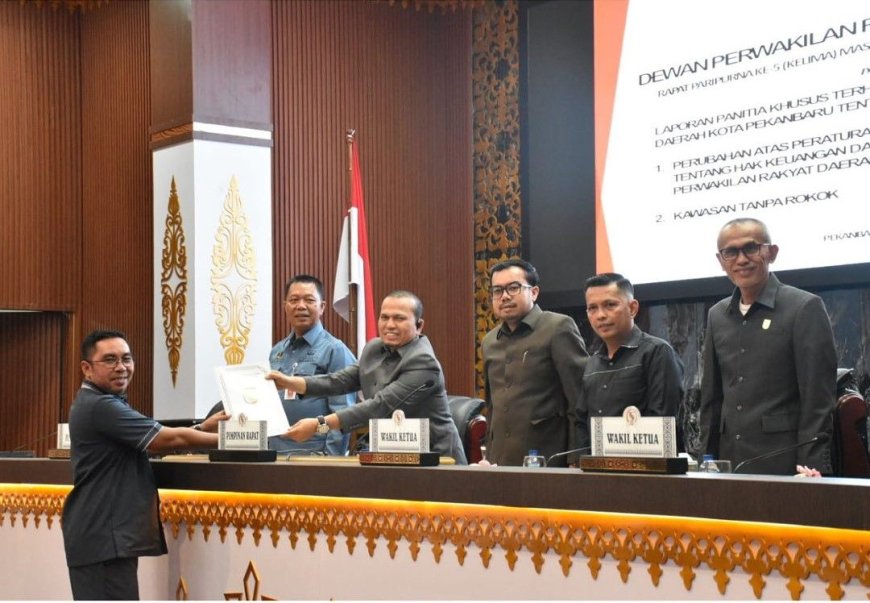 Momentum Rapat Paripurna Istimewa Pelantikan 50 Anggota DPRD Pekanbaru