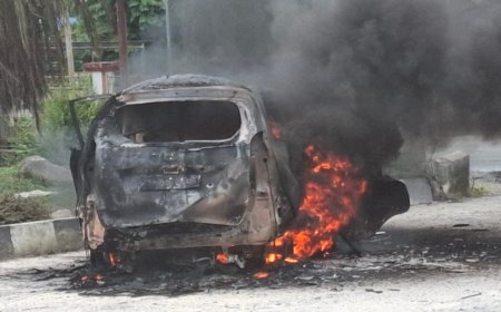 Diduga Kosleting Bagian Tangki Modifikasi, Mobil Avanza Terbakar 