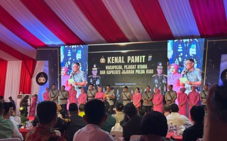 Pj Gubri Hadiri Acara Pisah Sambut Wakapolda Riau