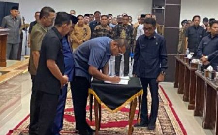 Sidang Paripurna Ke-6, DPRD Inhil Umumkan Paslon Bupati dan Wakil Bupati Terpilih