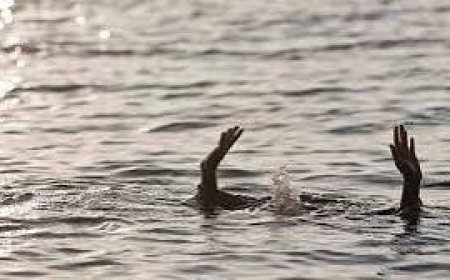 Tragedi di Sungai Batang Gansal: Mahasiswa Hilang Saat Menolong Teman