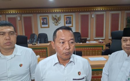 Mantan Sekwan DPRD Riau Diperiksa Terkait Dugaan Korupsi SPPD Fiktif