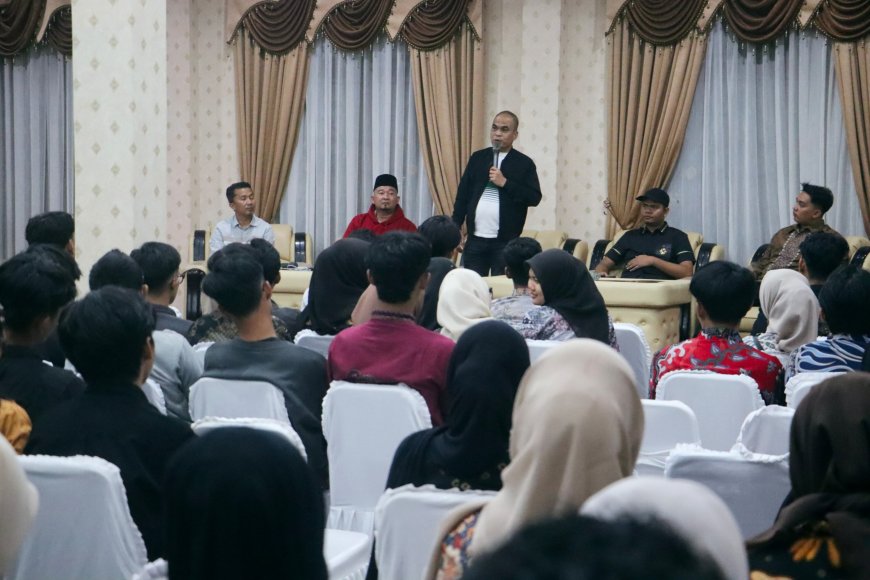 Ketua DPRD Riau Kaderismanto Jamu Peserta Musda BEM se-Riau