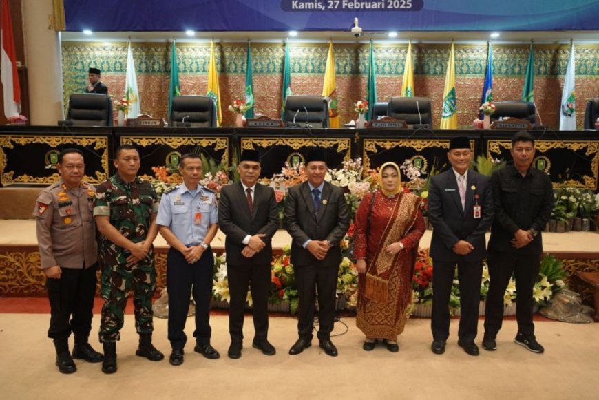 Hadiri Pelantikan PAW Anggota DPRD Provinsi Riau, Pj Sekdaprov Sampaikan Selamat