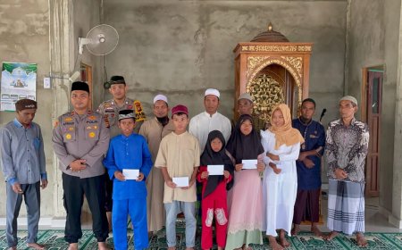 Kebersamaan Ramadhan, Polsek Concong Santuni Yatim Piatu dan Tuna Netra dalam Ops Tertib 2025