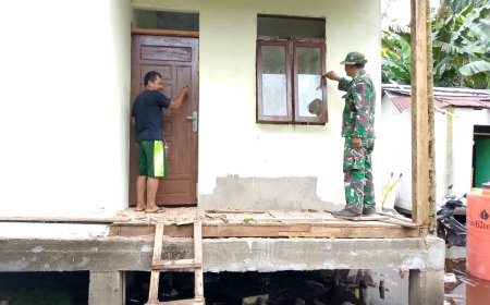 Personel Kodim 0314/Inhil Kebut Penyelesaian Pembangunan RTLH