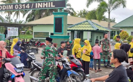 Berkah Ramadhan, Kodim 0314/Inhil dan Persit Bagikan Takjil Gratis