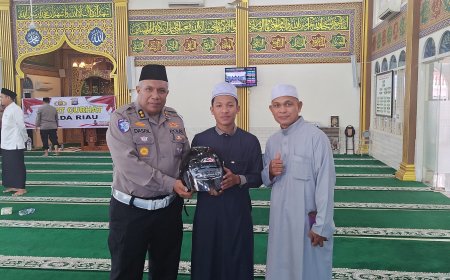 Melalui Program Jumat Curhat, Polda Riau Serap Aspirasi dan Perkuat Silaturahmi Bersama Masyarakat