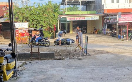 Video Pengendara Motor Jatuh, Di Sekitaran Pembangunan Drainase Dan Box Culvert Jalan Pemda Pangkalan Kerinci
