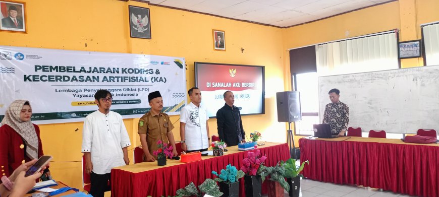 Kepala UPT Wilayah II Disdik Riau Buka Acara Koding Dan Kecerdasan Artifisial Untuk Guru jenjang SMA/SMK Di Kota Dumai