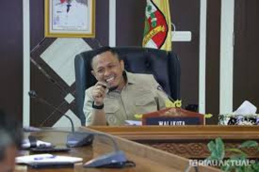 Sibuk Wara-Wiri Dimedsos, Pengamat Nilai Walikota Pekanbaru Agung Nugroho Krisis Tata Kola Pembangunan 