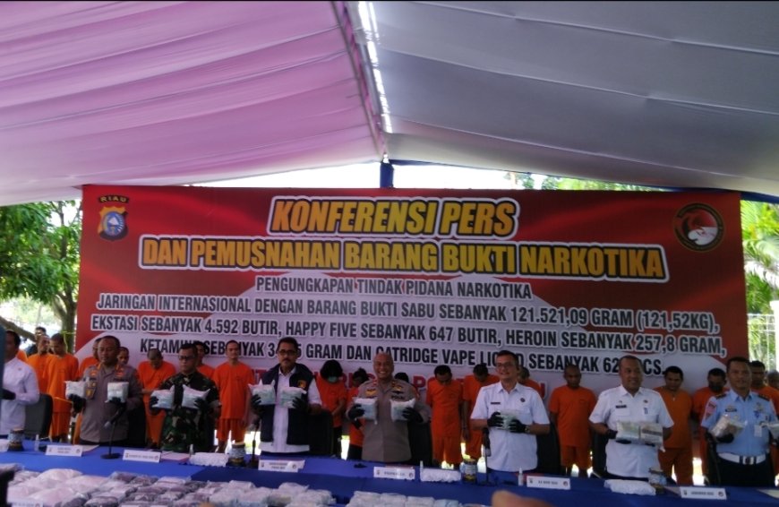 Macam Biasa !!! Masih Agenda Seremonial, Polda Riau Tangkap Kurir Narkoba