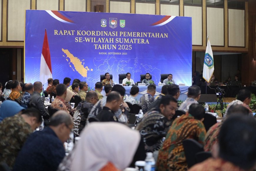 Mendagri Ingatkan Pemda Jaga Kamtibmas dan Susun Strategi Tingkatkan Pertumbuhan Ekonomi