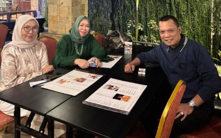 Artis Senior Endang S Taurina Kunjungi DPK Elang Tiga Hambalang Pekanbaru, Bahas Penguatan Organisasi dan Asta Cita Presiden