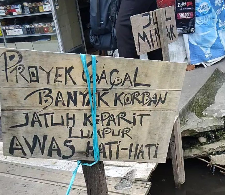 Disana Lagi Gencarnya Modernisasi Infrastruktur, Inilah Pekanbaru ! Masih Sibuk Urusi Regulasi RT dan RW