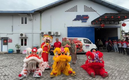 Menyambut Tahun Kuda Api, JNE Rayakan Imlek 2026 dengan Semangat Bergerak Bersama 